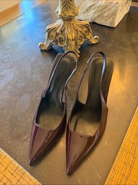 Women’s Pointed Slingback Patent Pumps in Deep Plum